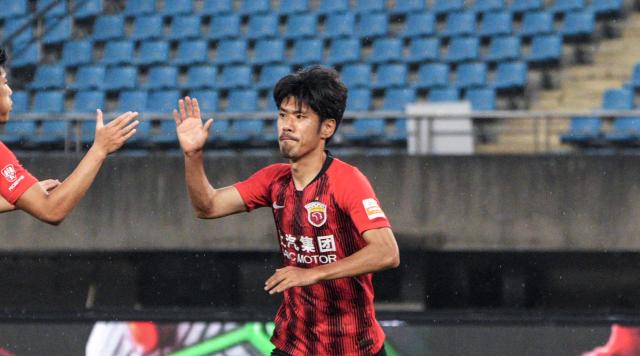 开云APP-【中超】吕文君破门土炮5连击 海港5比0大胜大连人