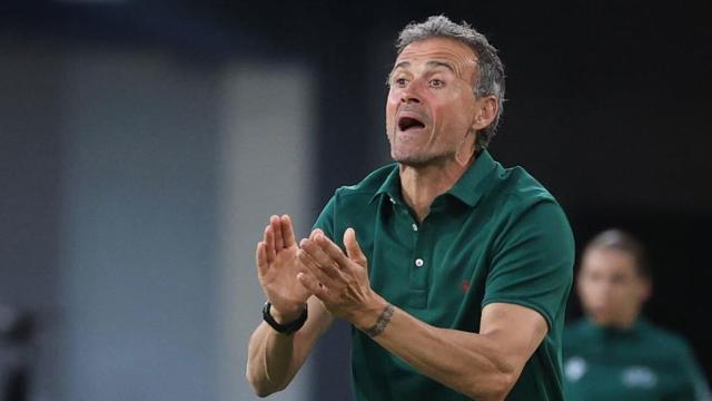 开云体育-恩里克:出局就辞职?开玩笑呢?我在考虑续约的事